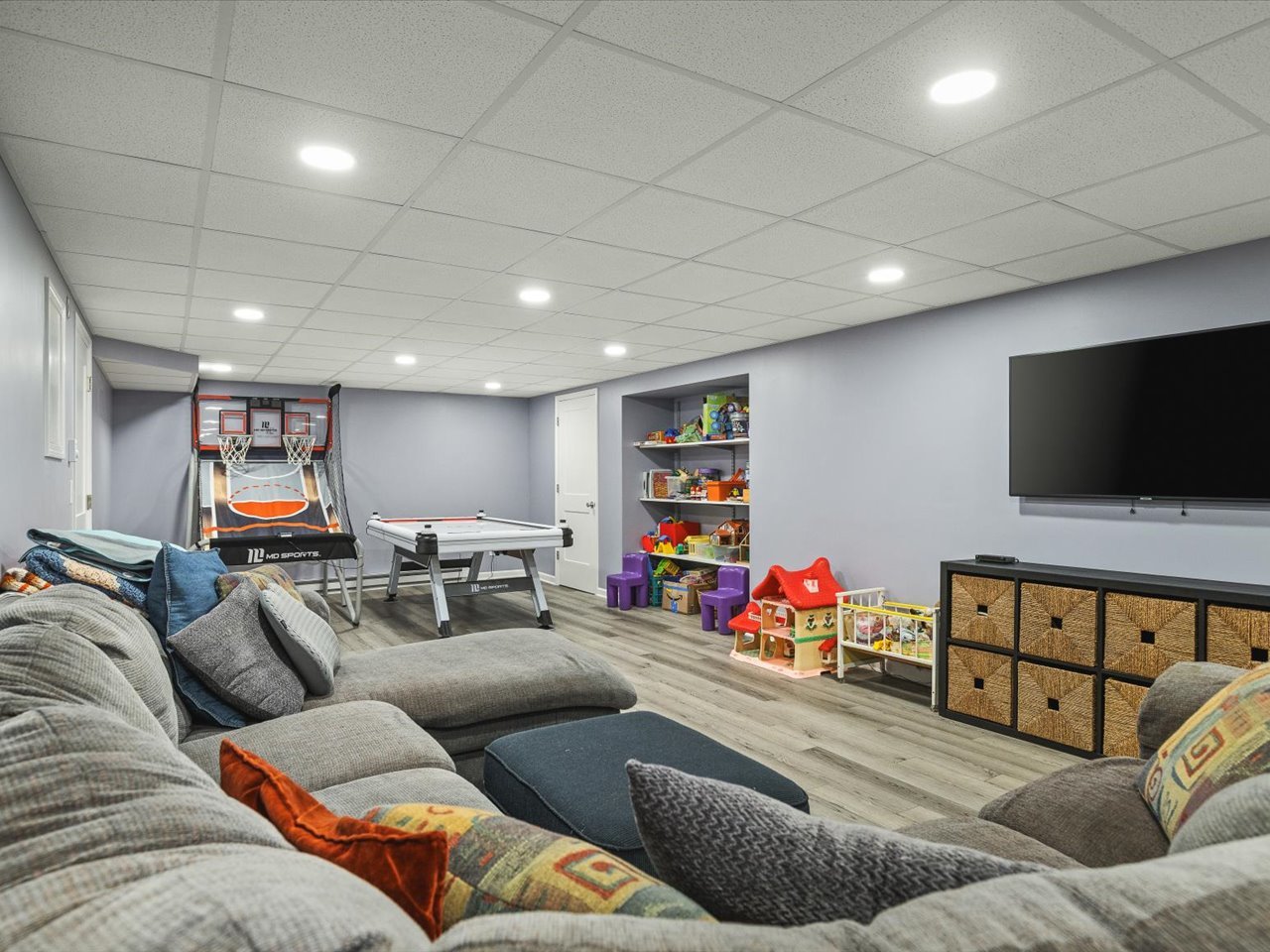 main property photo 33