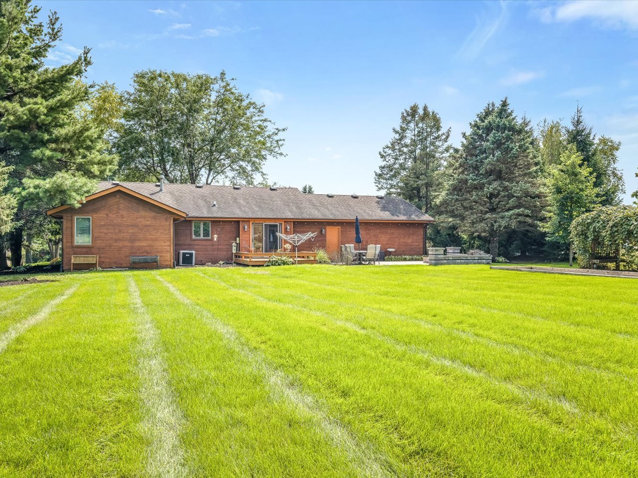 main property photo 44