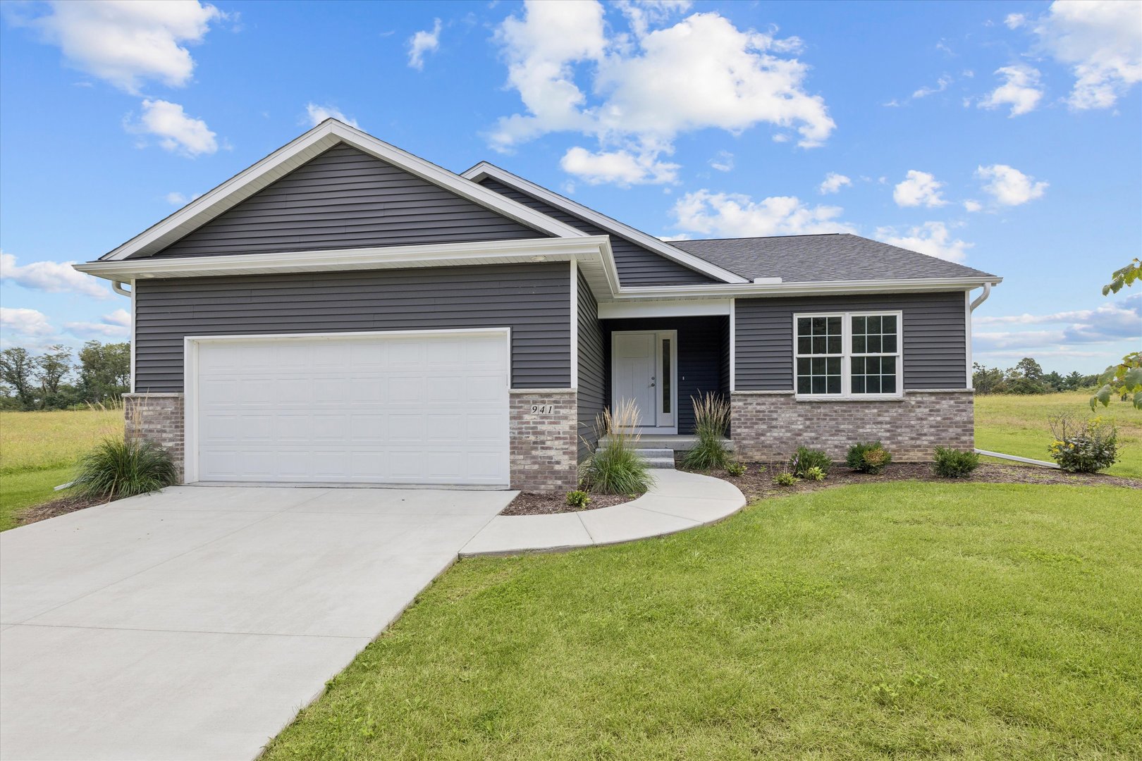 main property photo 0