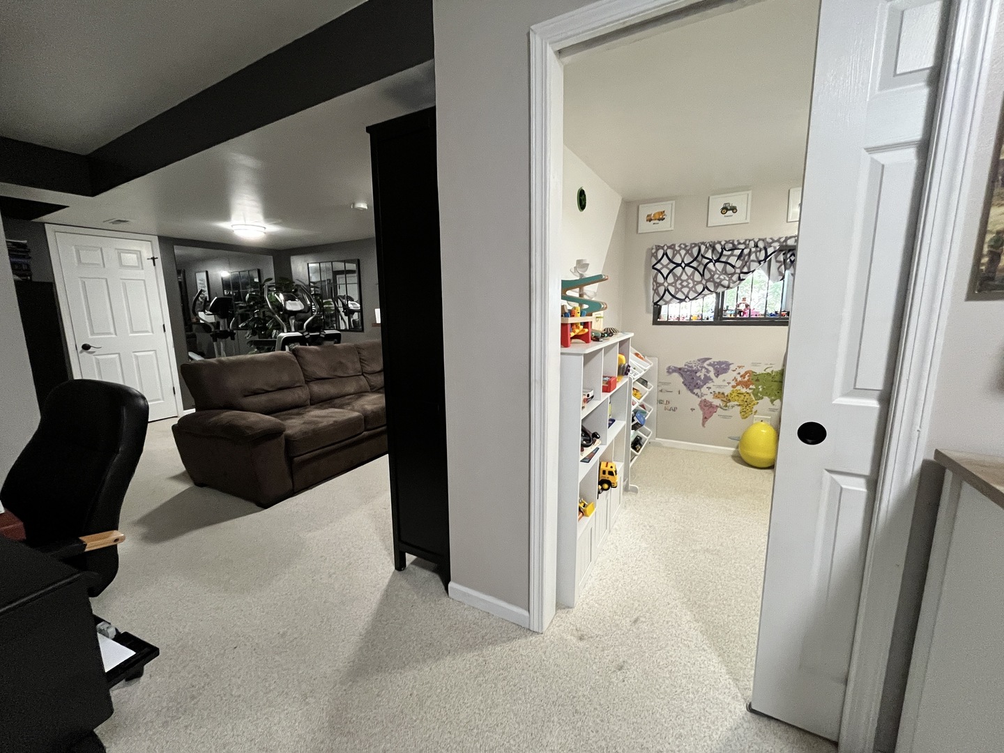 main property photo 24