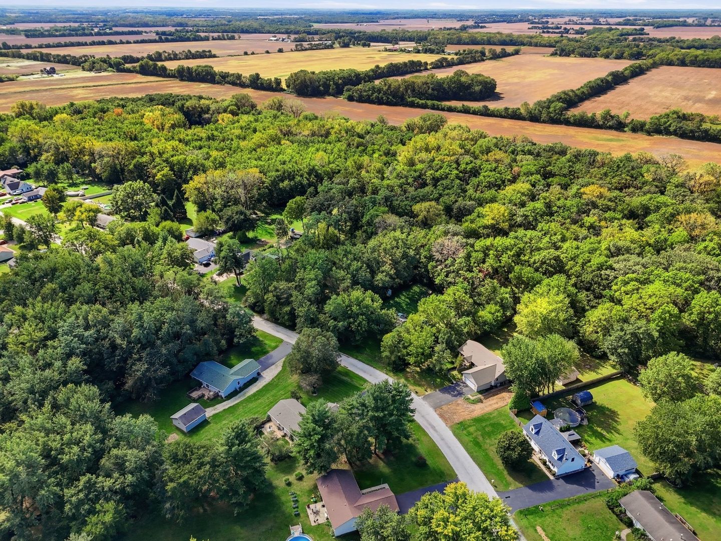 main property photo 36