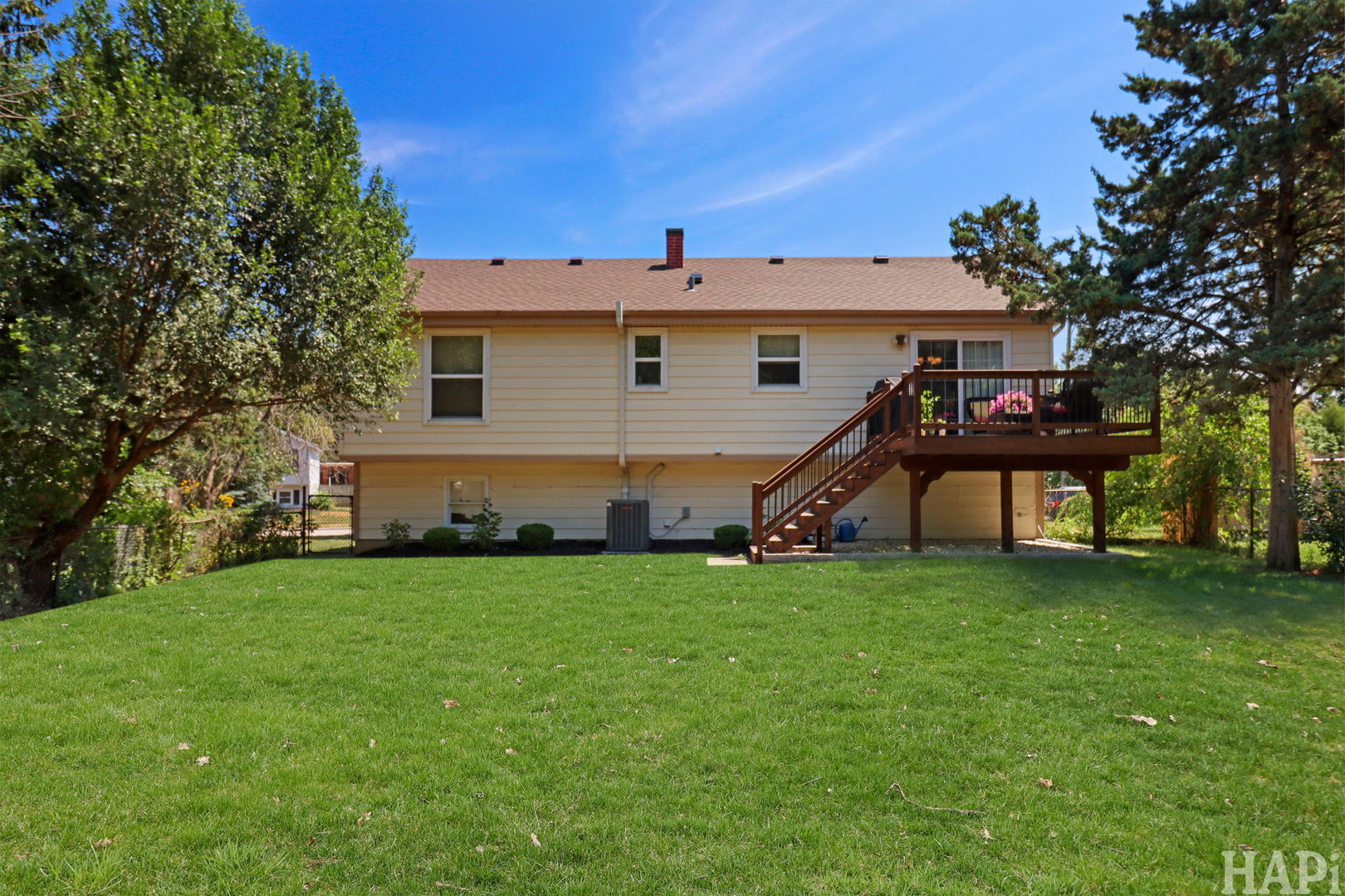 main property photo 20