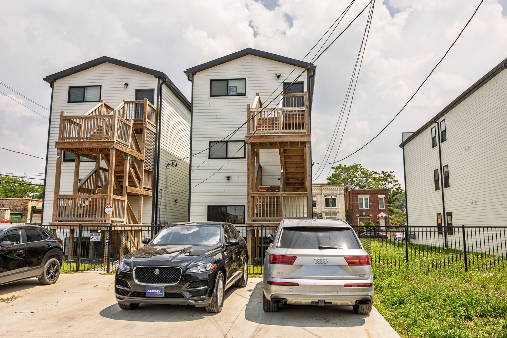 main property photo 13