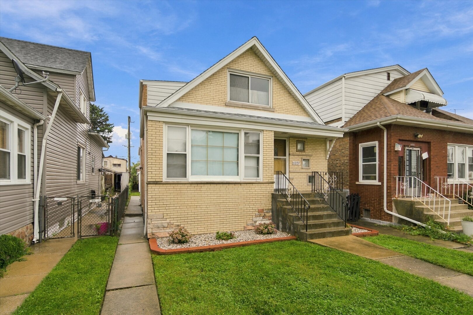 main property photo 2