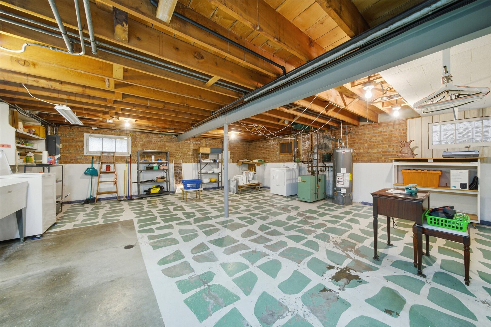 main property photo 20
