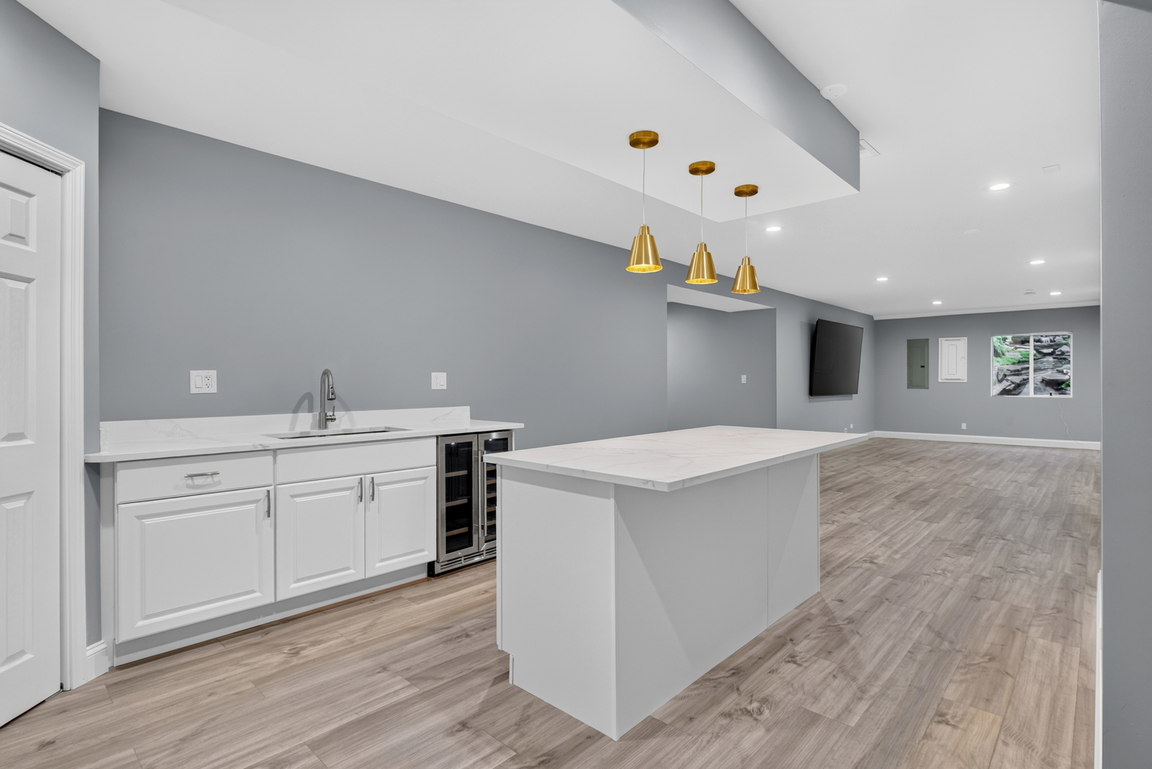 main property photo 73