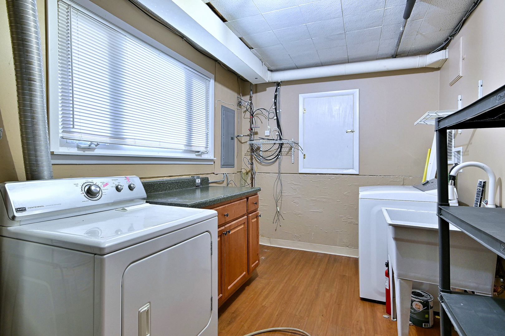 main property photo 26