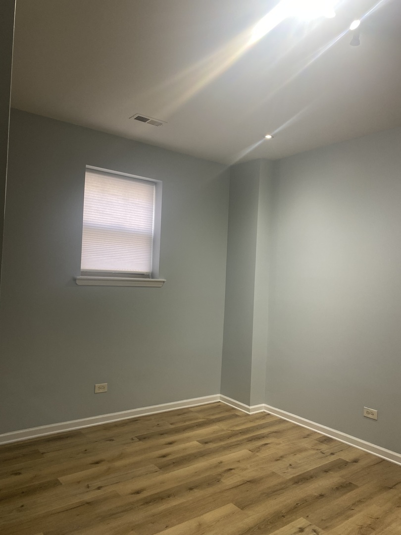 property viewer photo 10