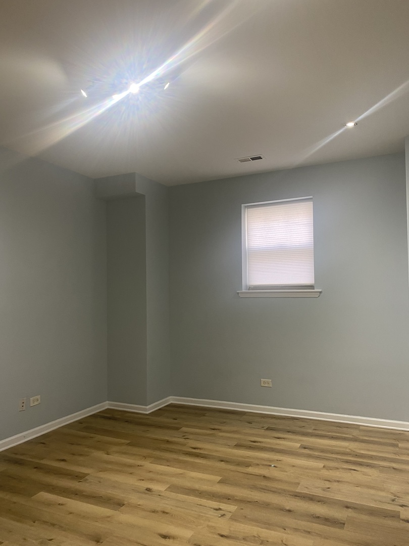 property viewer photo 12