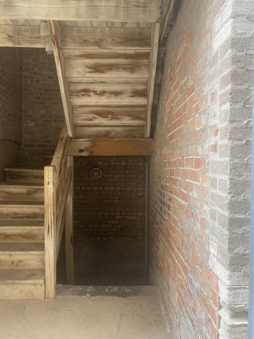 property viewer photo 23