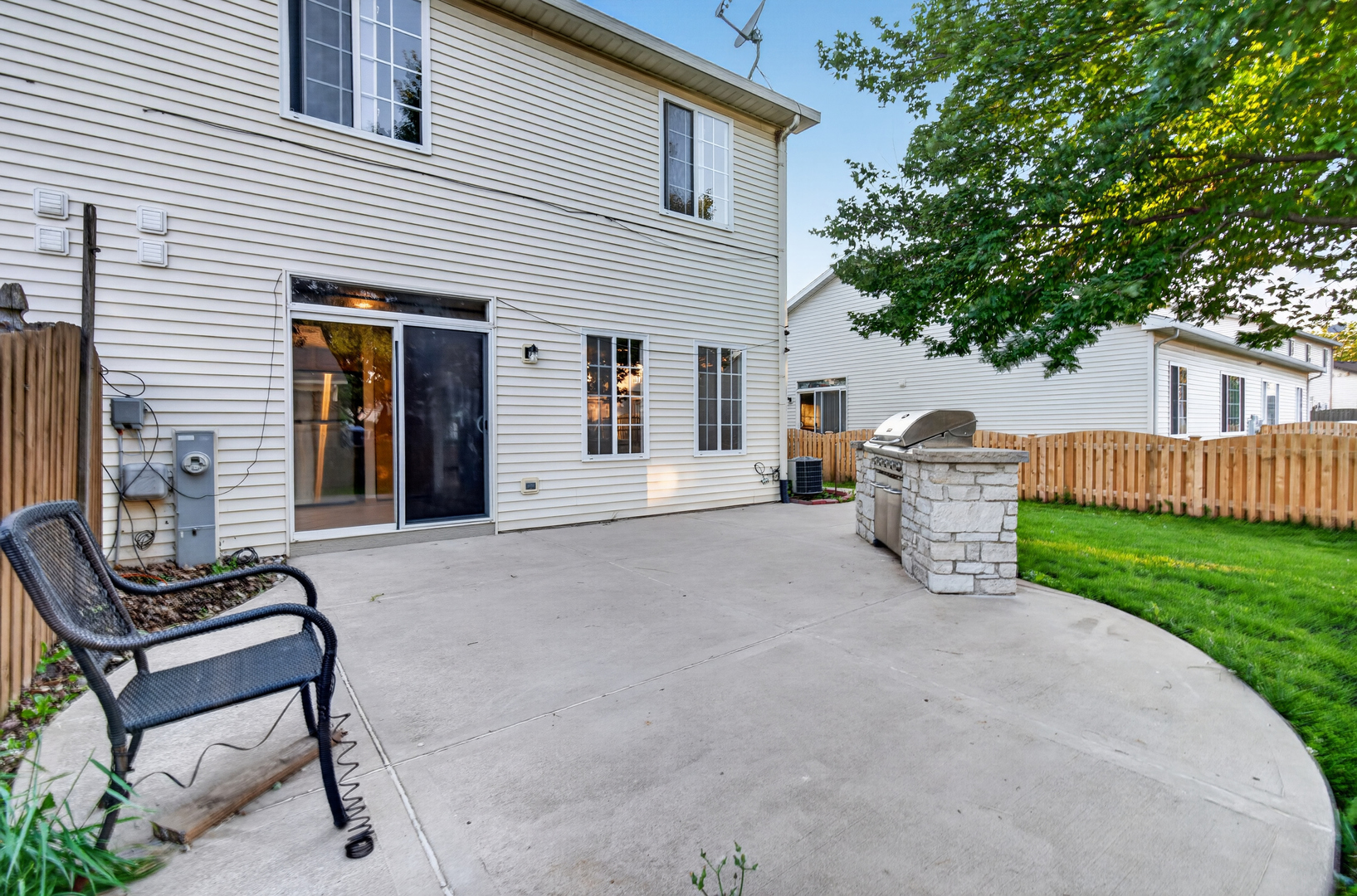 main property photo 30