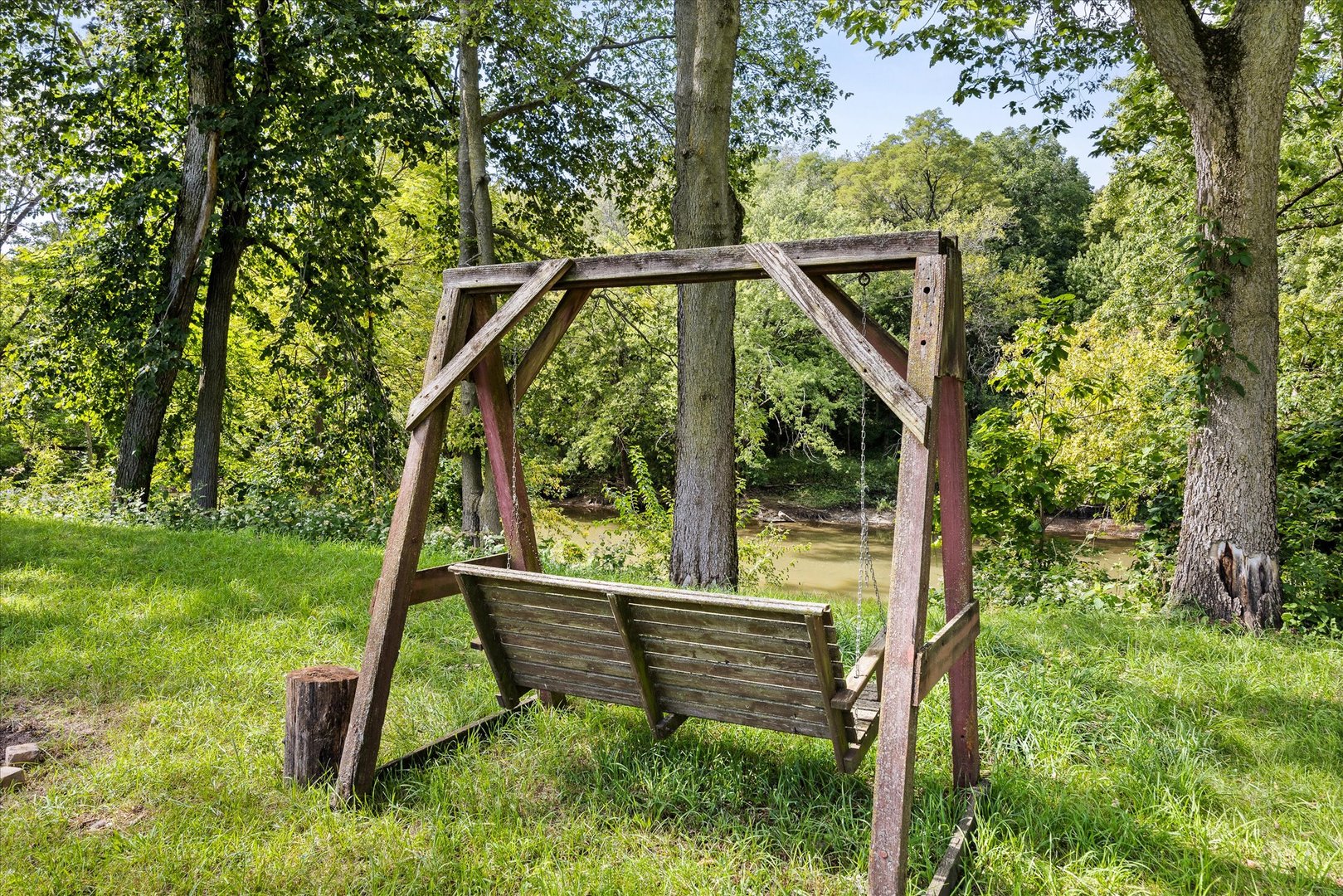main property photo 35