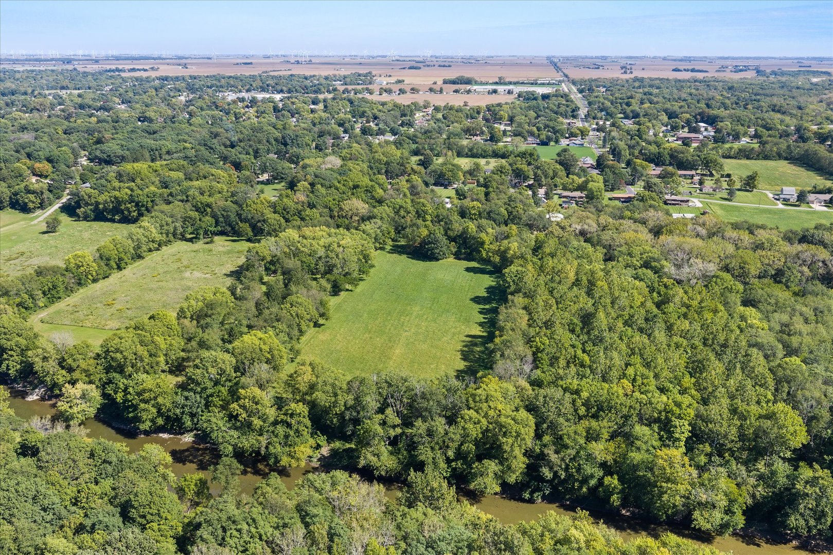 main property photo 40
