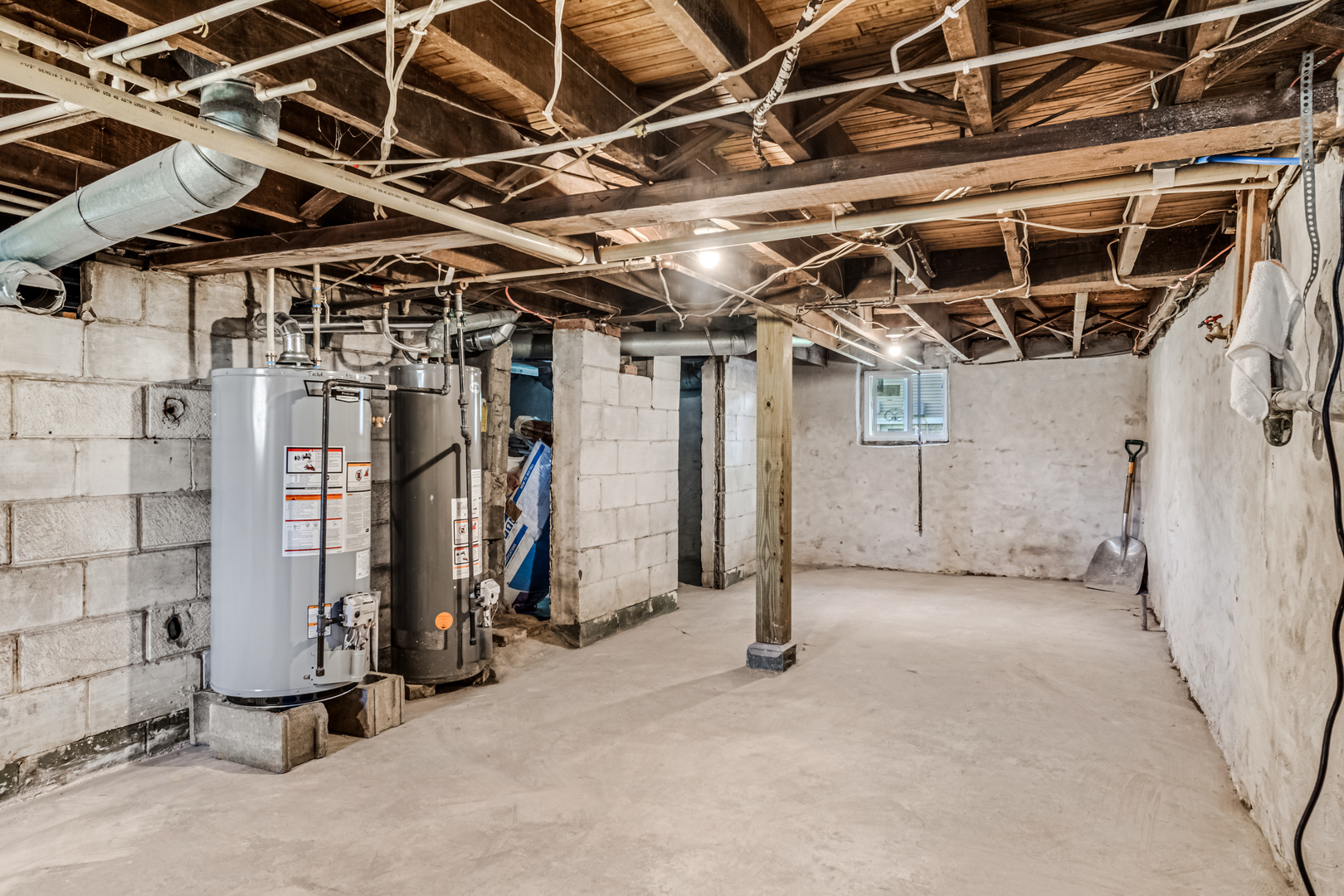 main property photo 49