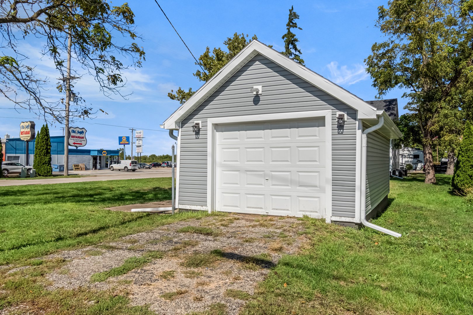main property photo 63