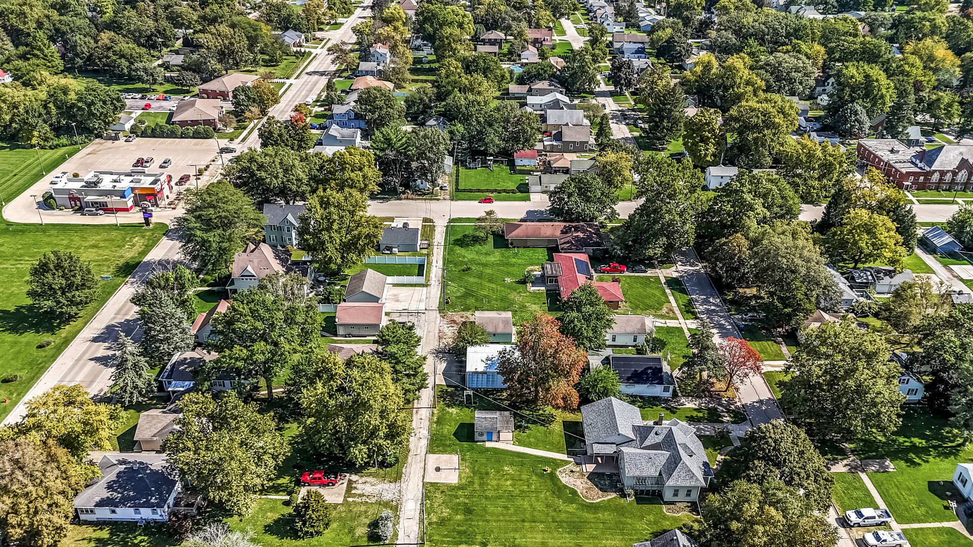 main property photo 74