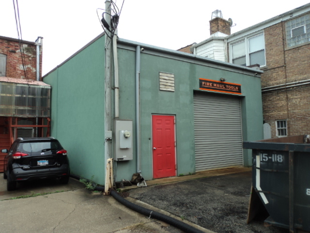 main property photo 11