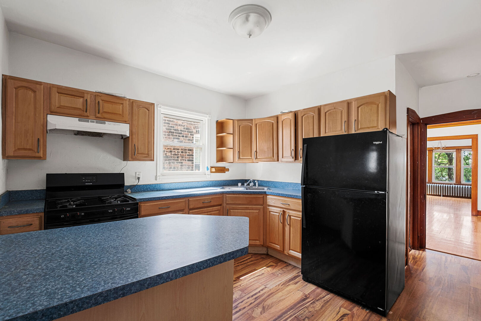 property viewer photo 6