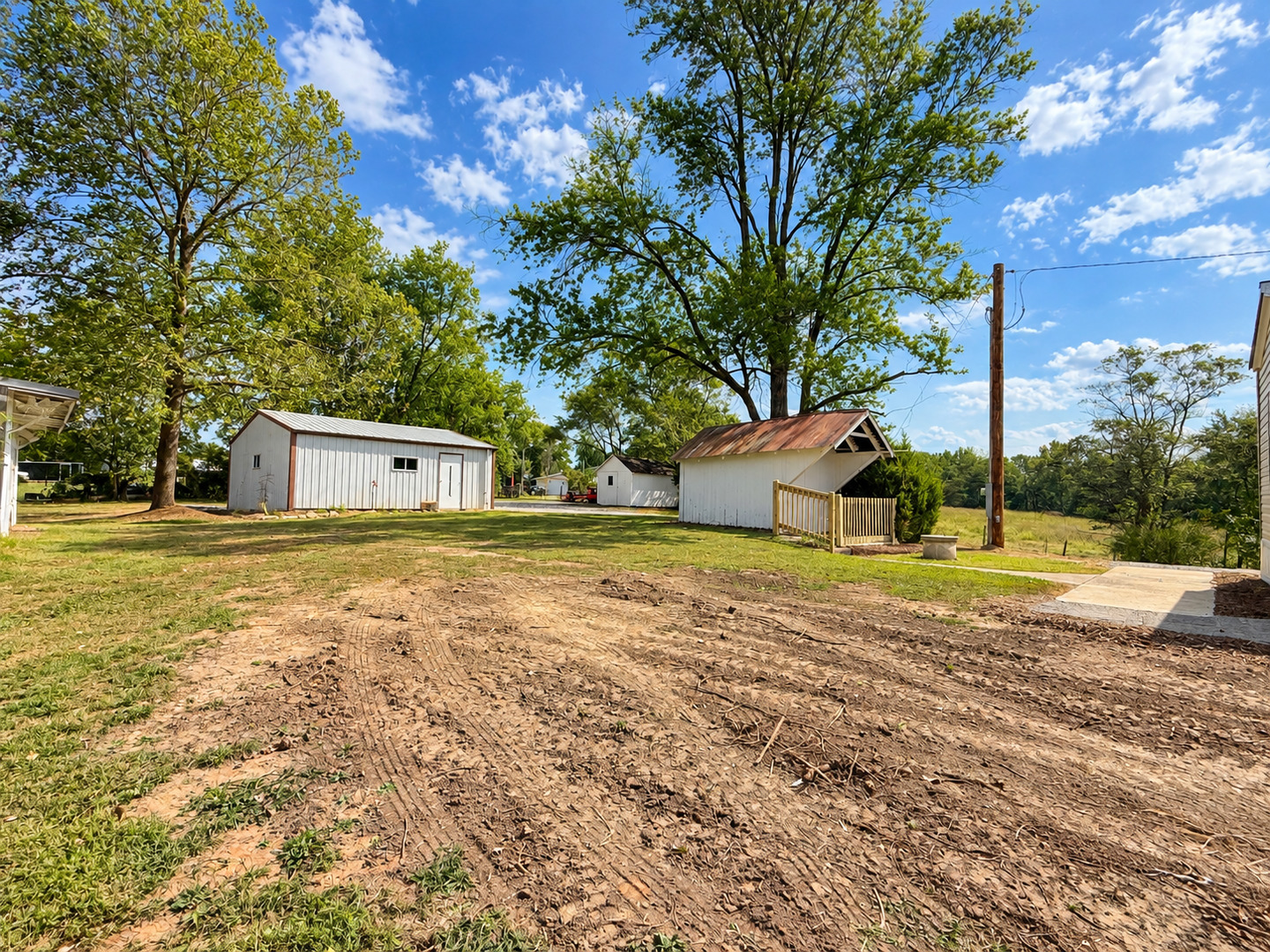main property photo 7