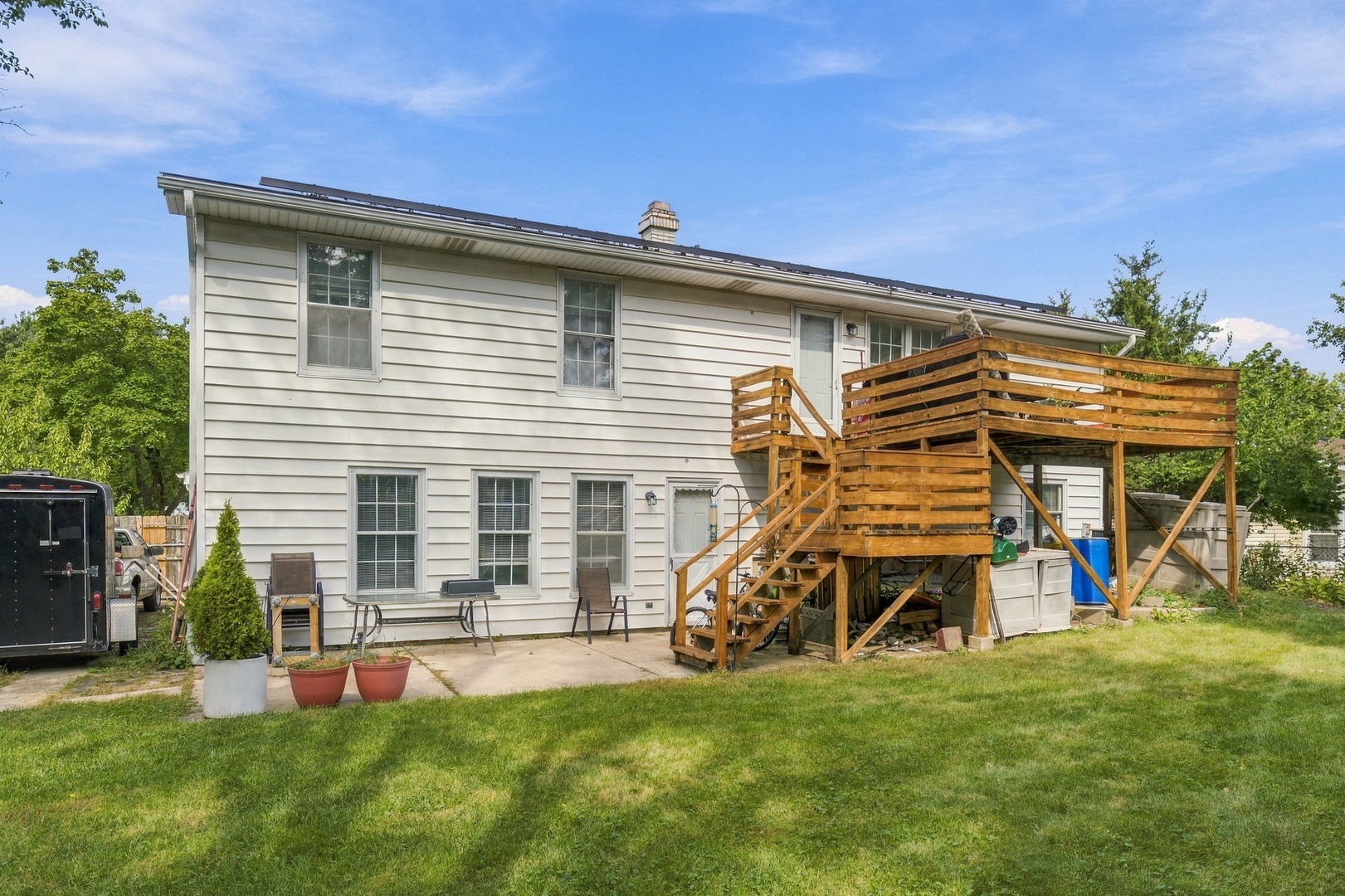 main property photo 12