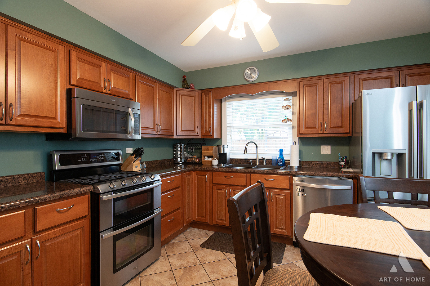 main property photo 12