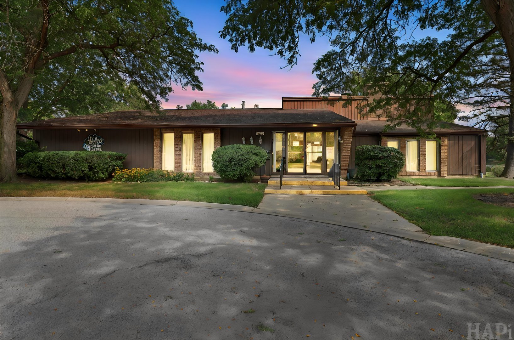 main property photo 29