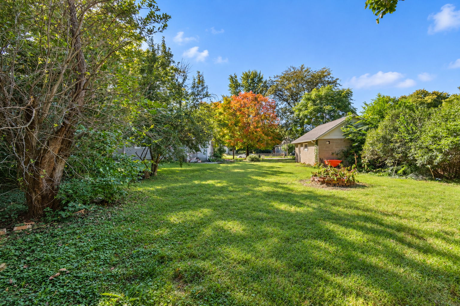 main property photo 26