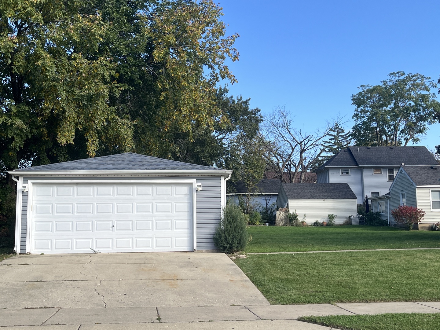 main property photo 21