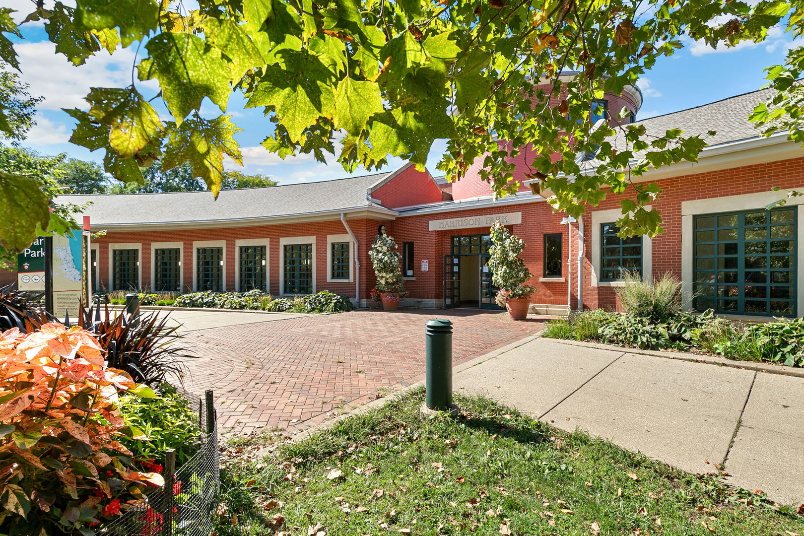 main property photo 40