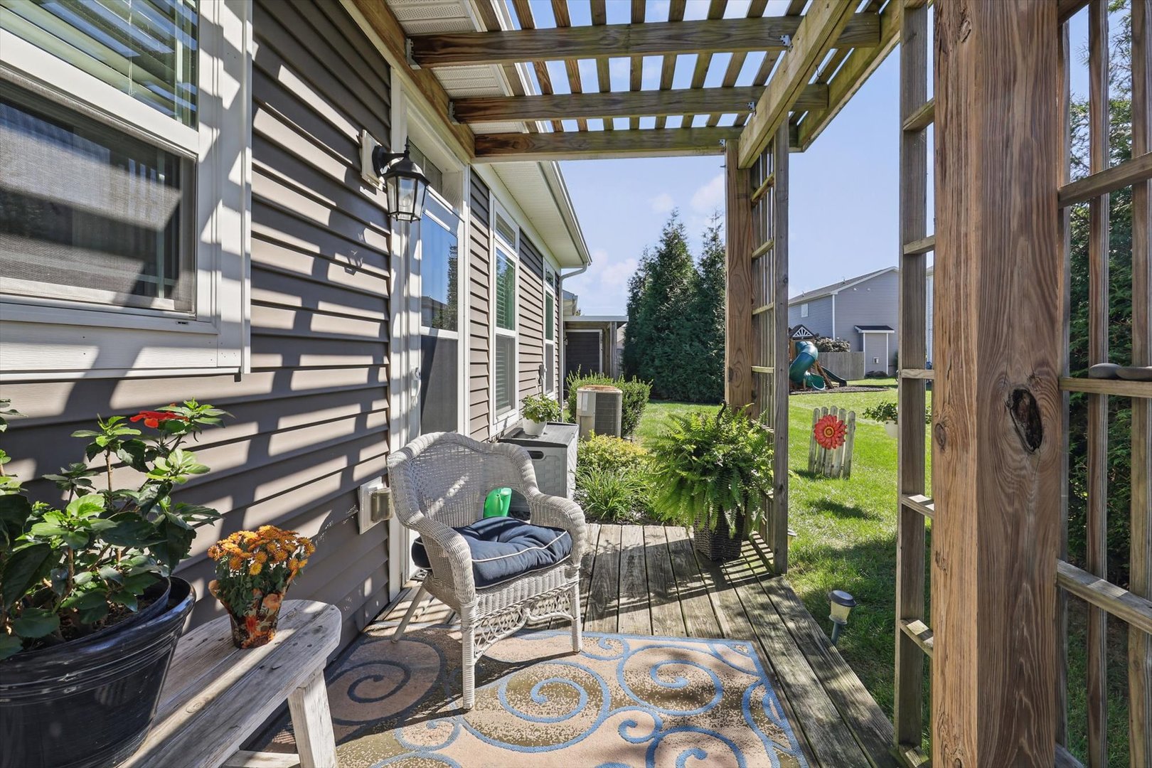 main property photo 45