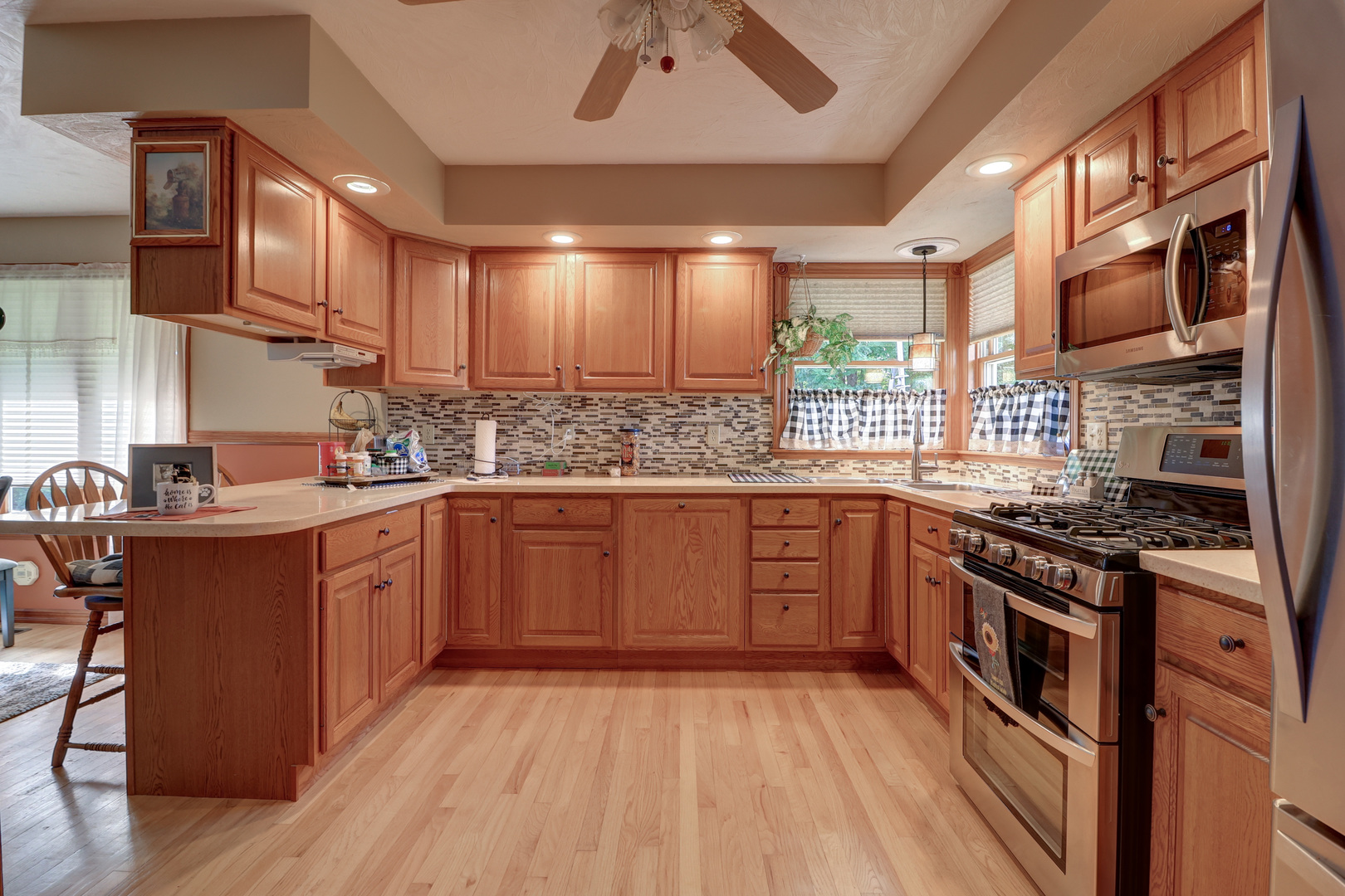 main property photo 3