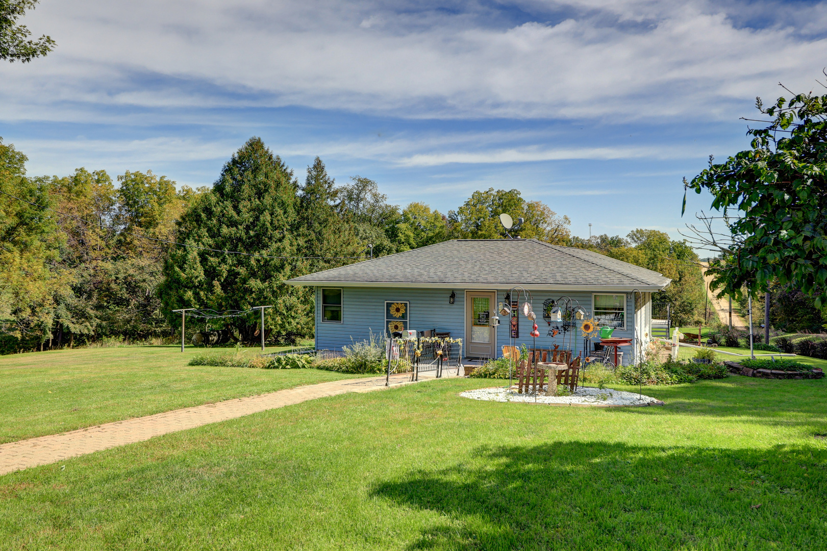 main property photo 44
