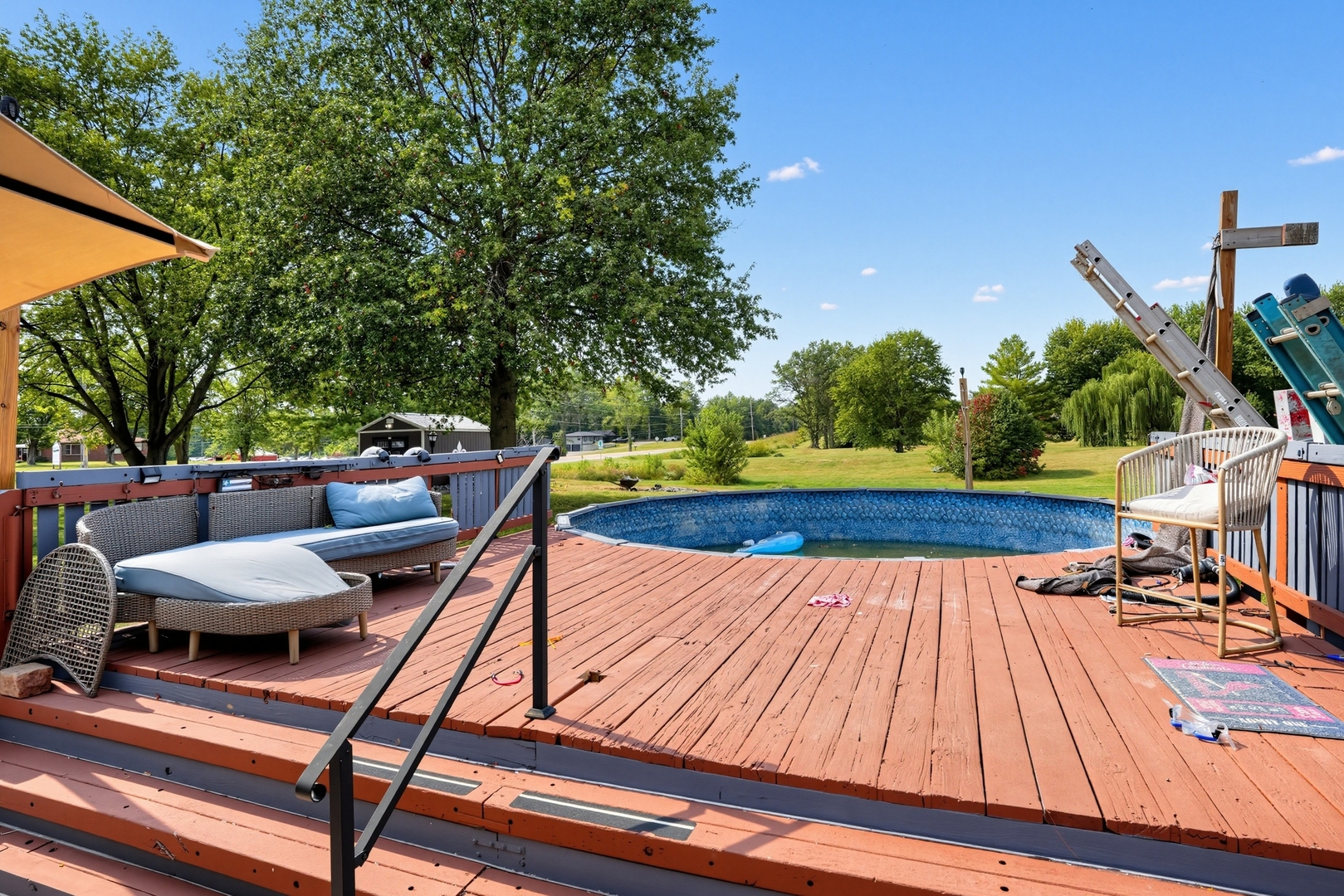 main property photo 40
