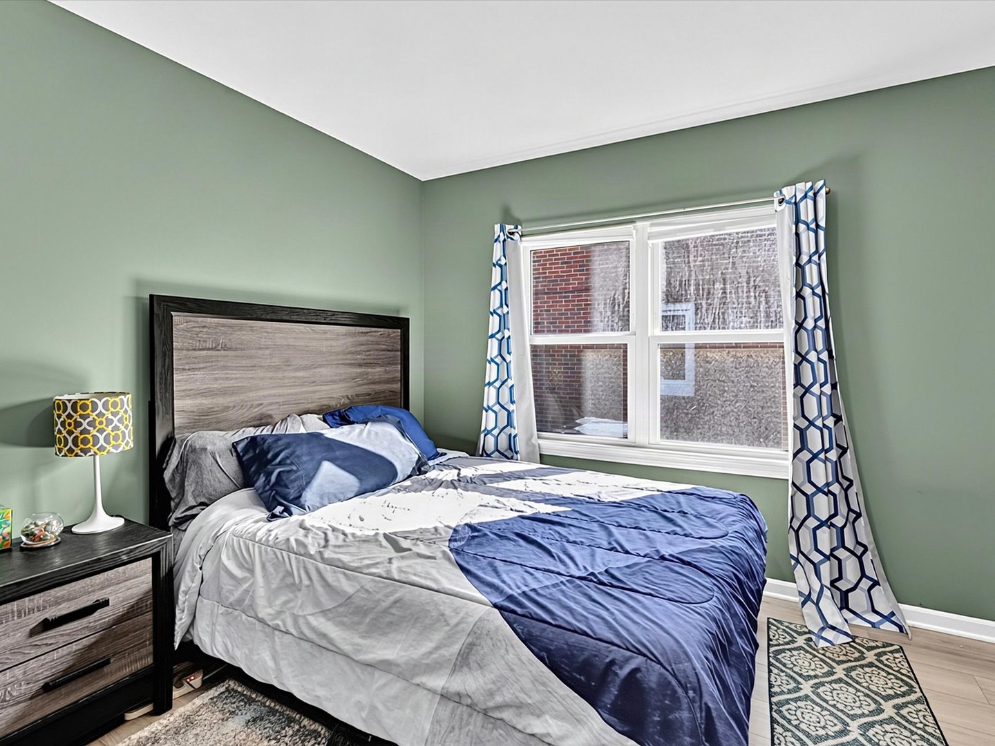 main property photo 16