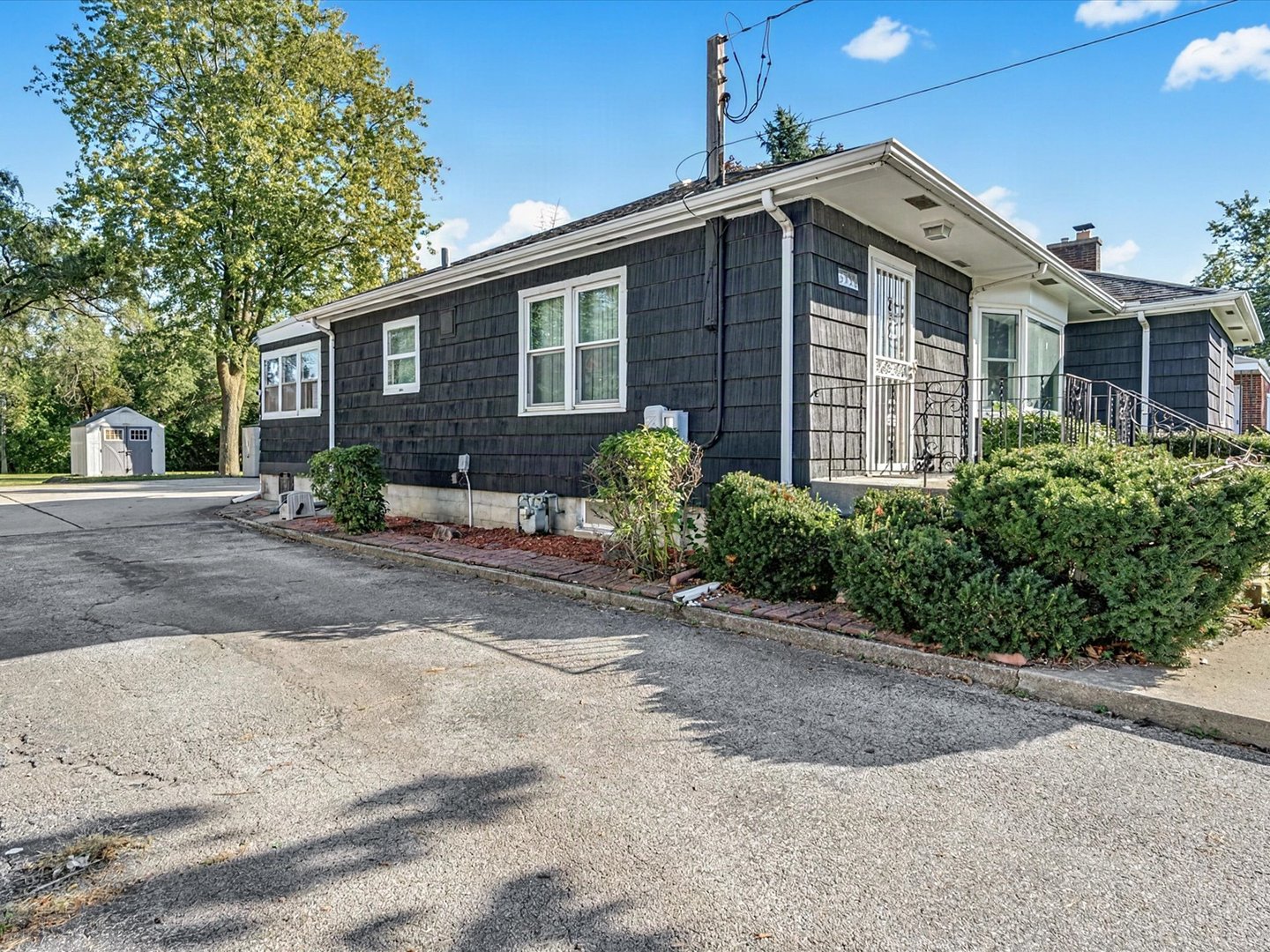 main property photo 43
