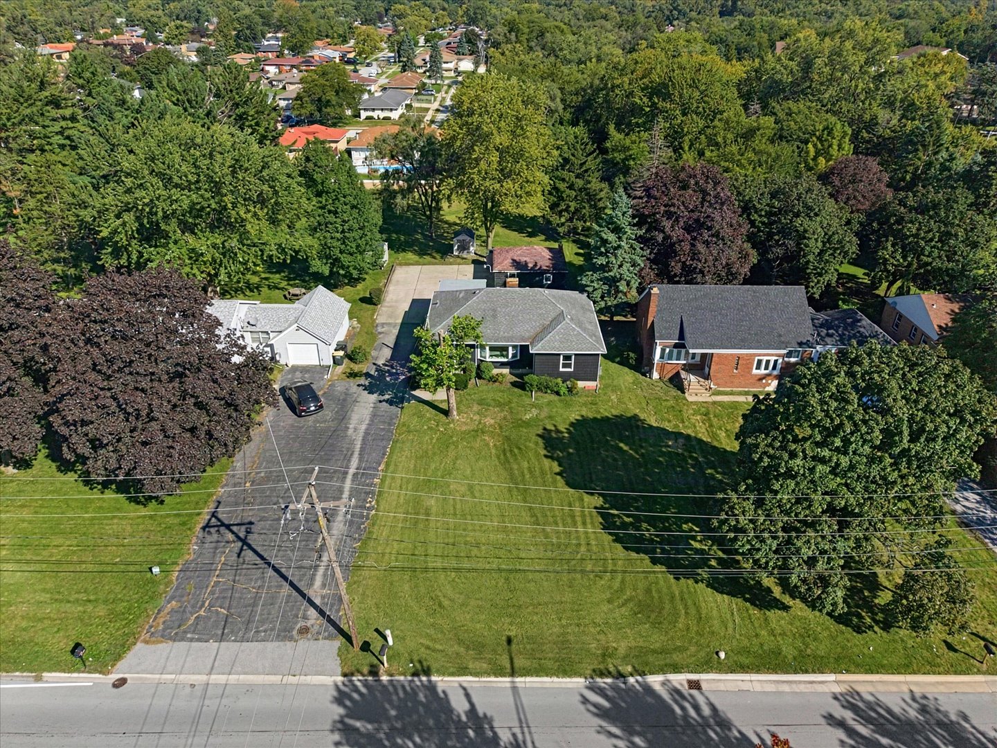 main property photo 50