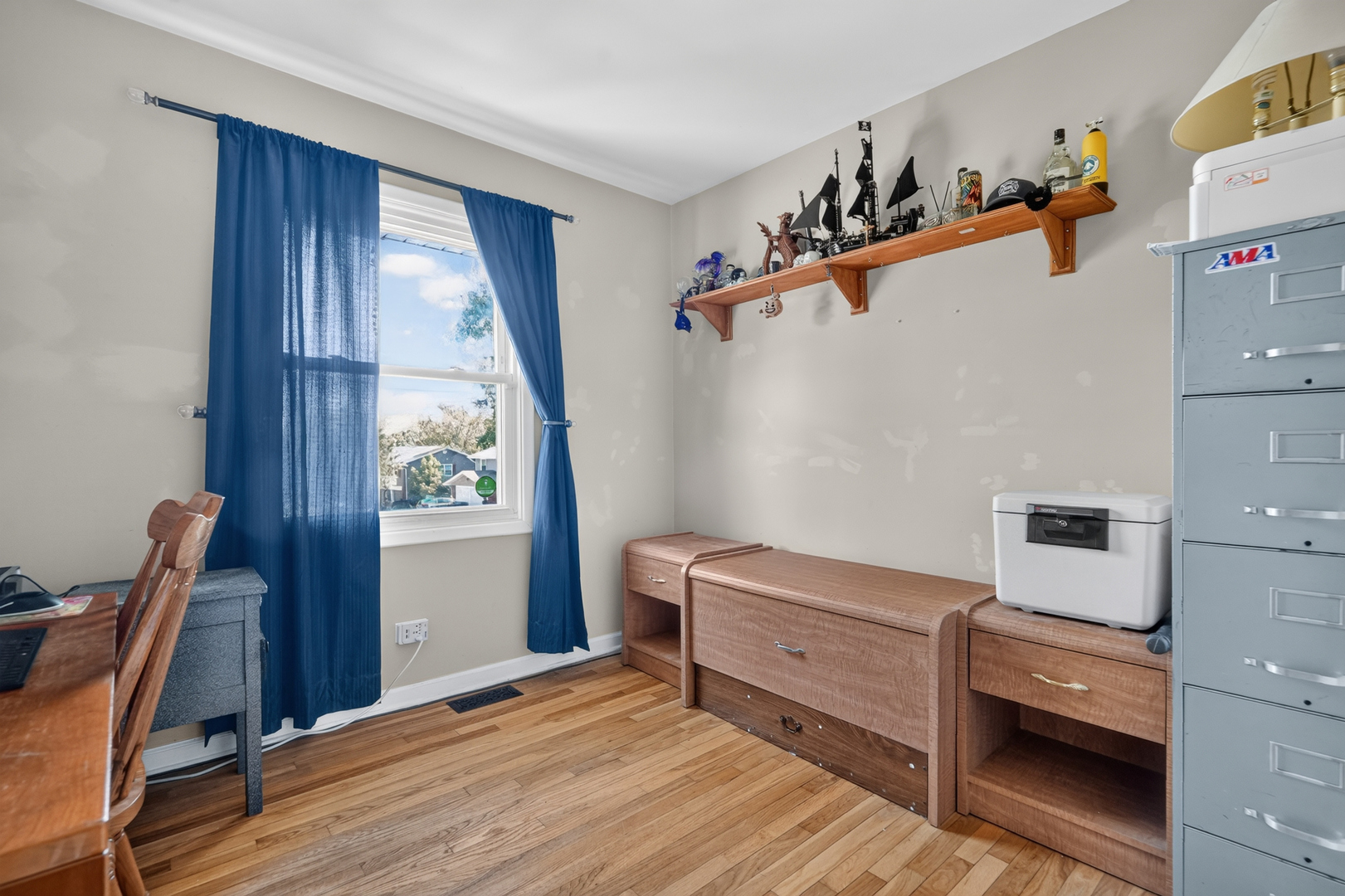 main property photo 12