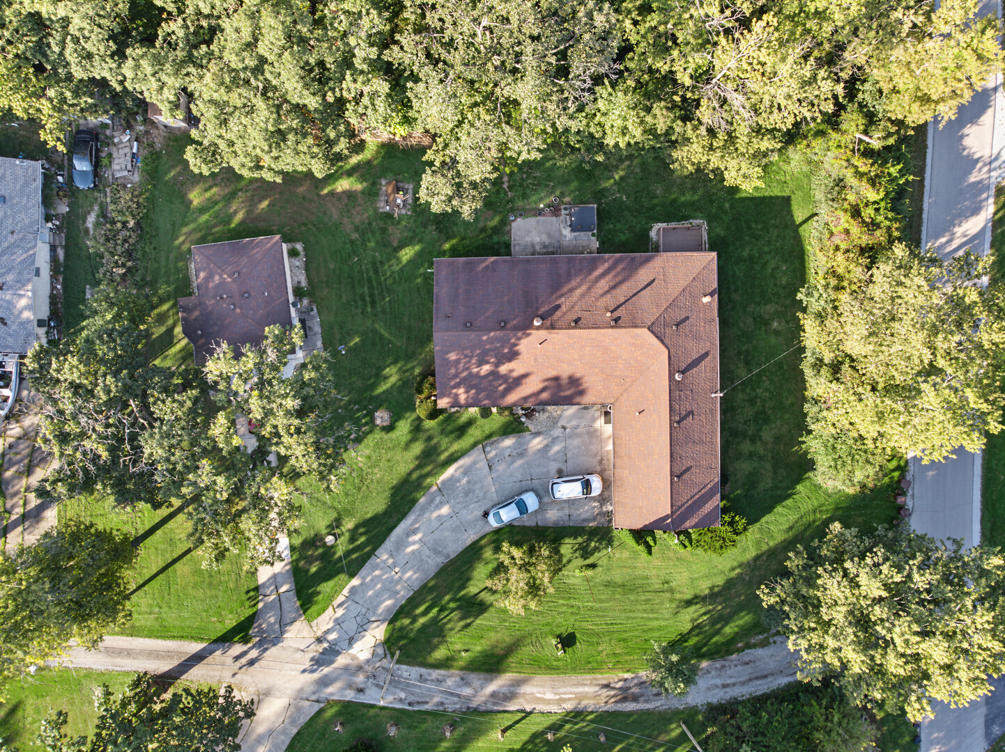 main property photo 32
