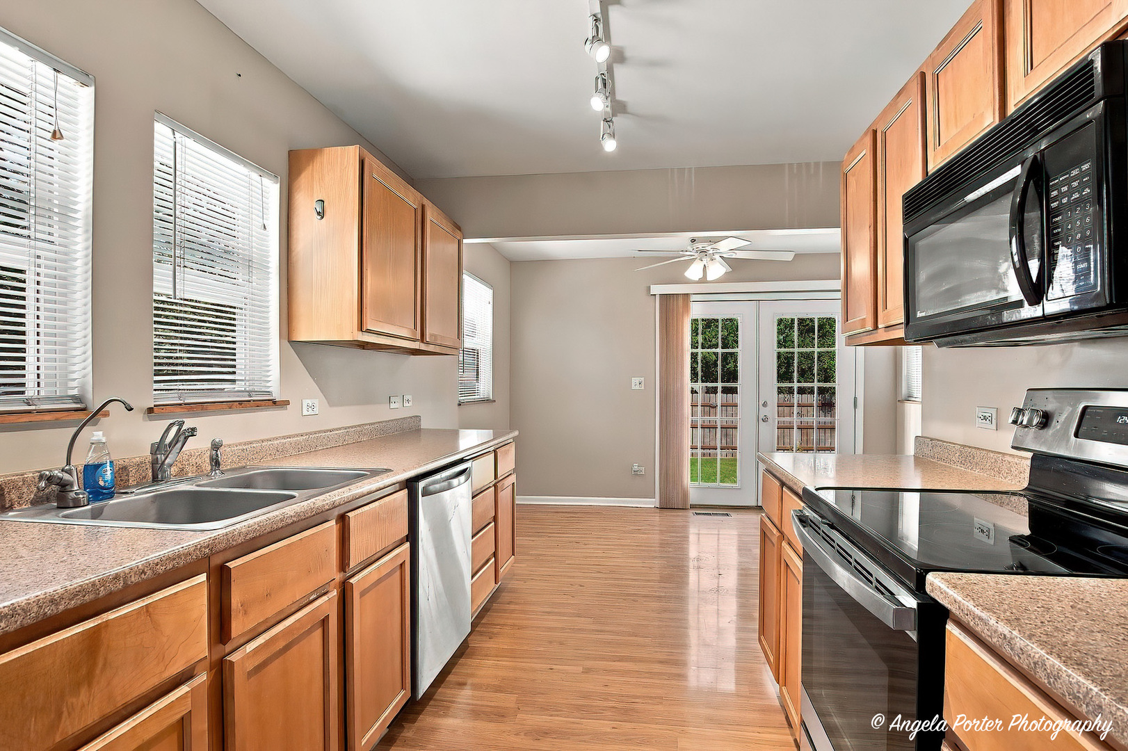 main property photo 4