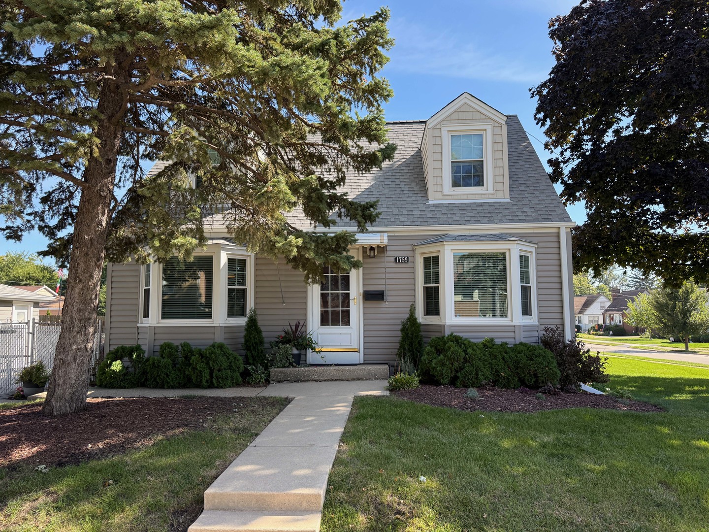 main property photo 26