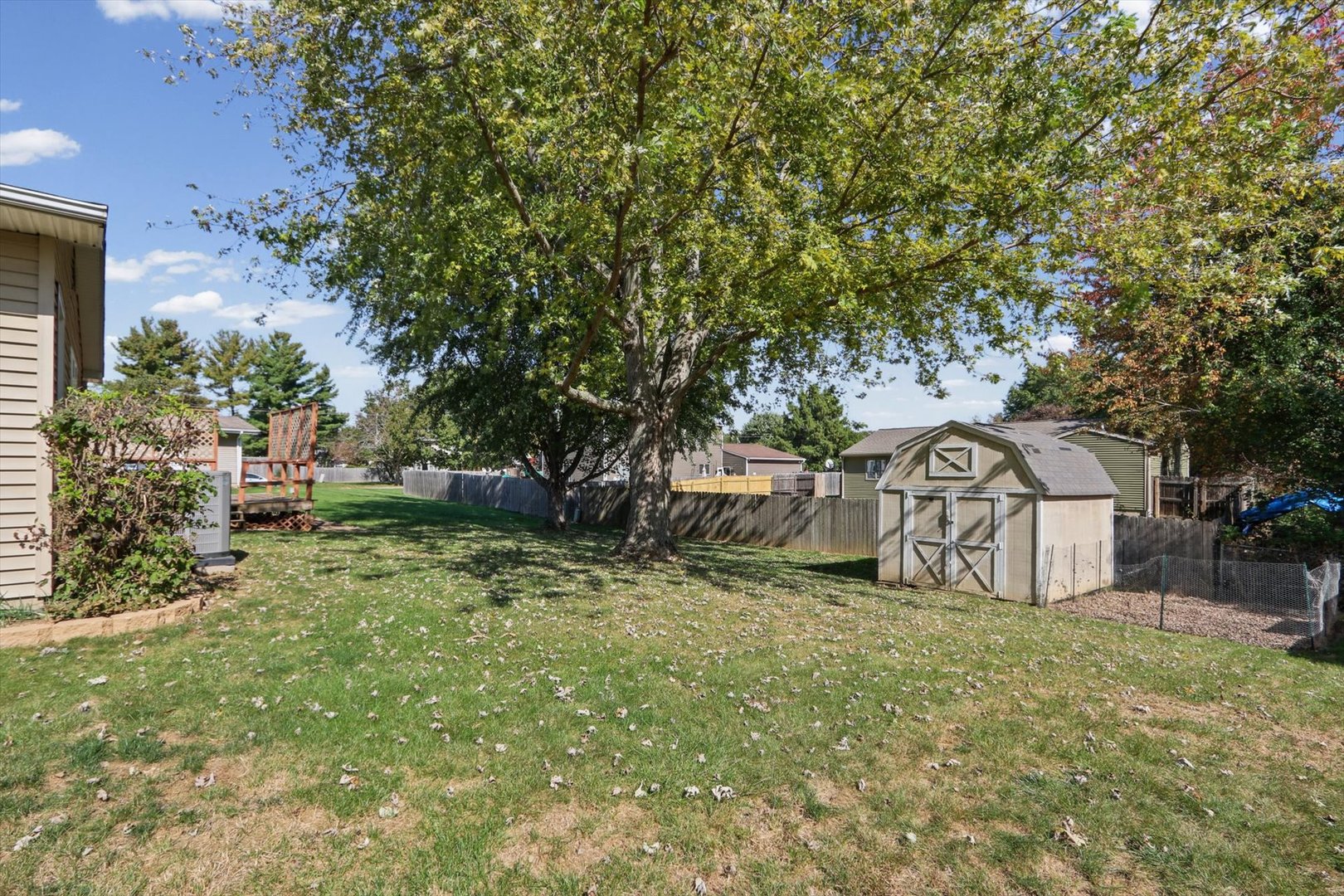 main property photo 33