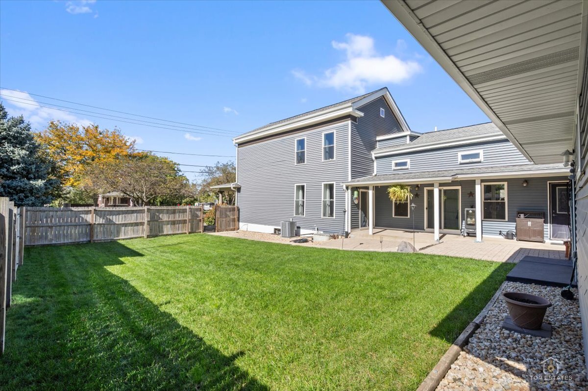 main property photo 21