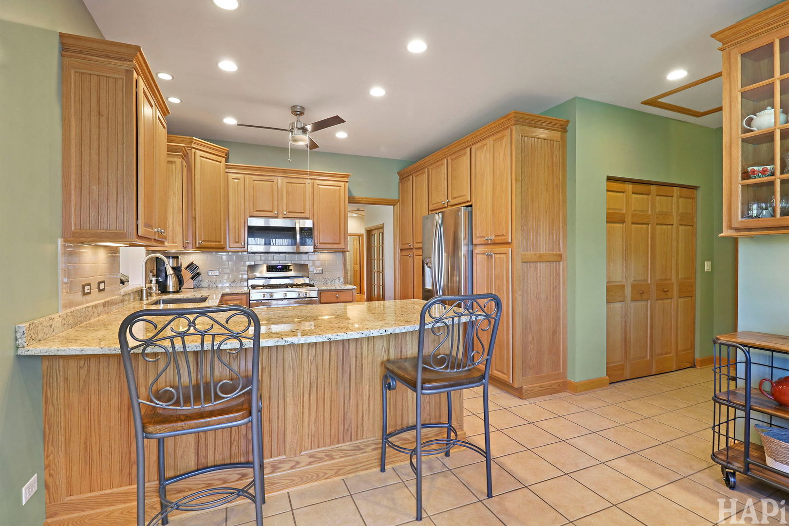 main property photo 8