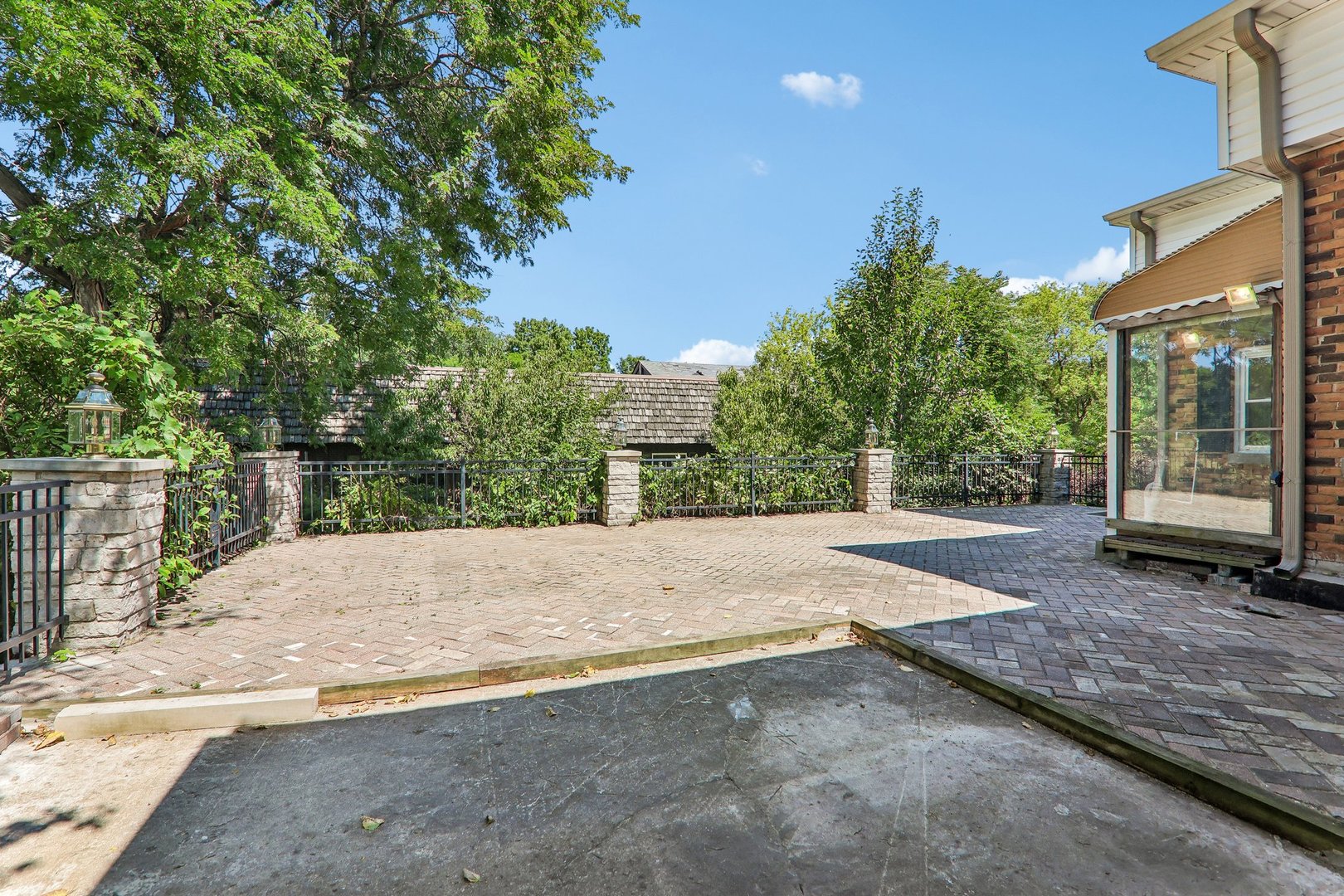 main property photo 66