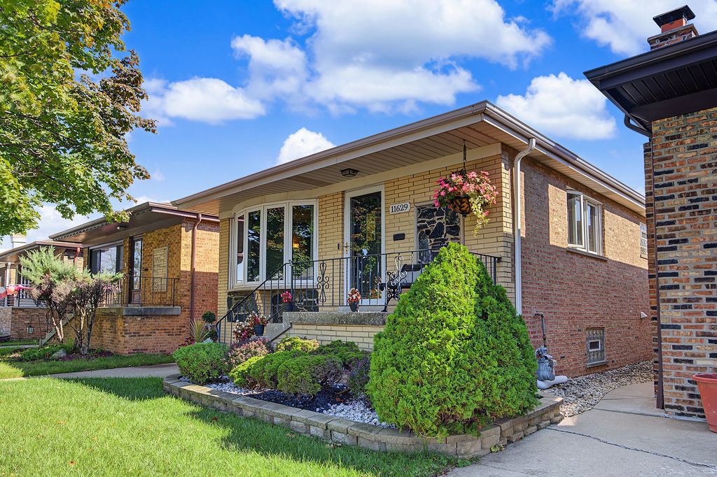 main property photo 46