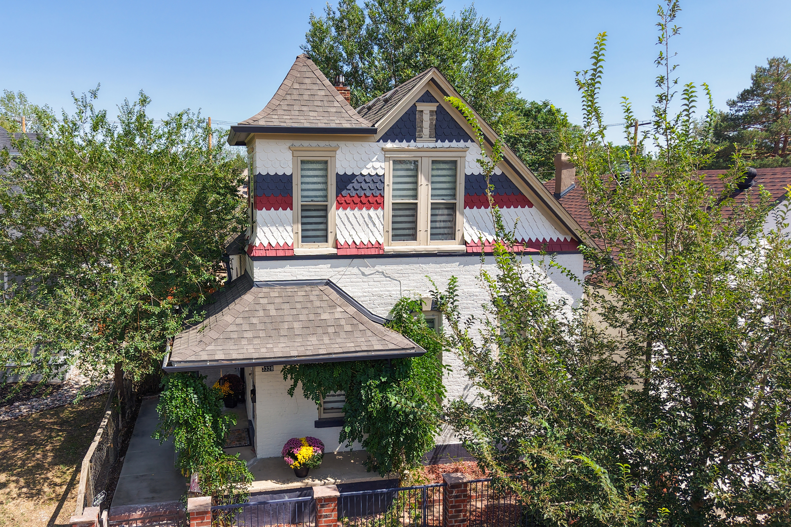 main property photo 50