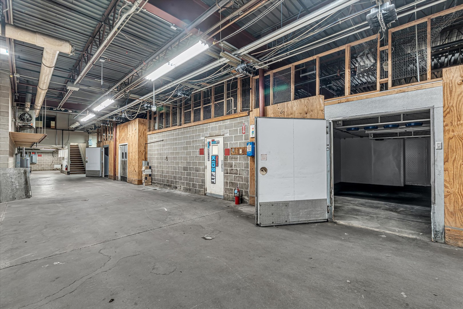 main property photo 19