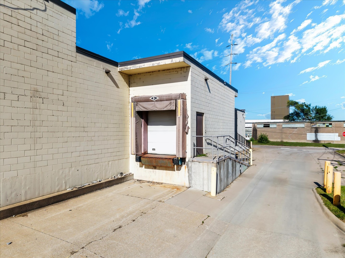 main property photo 21