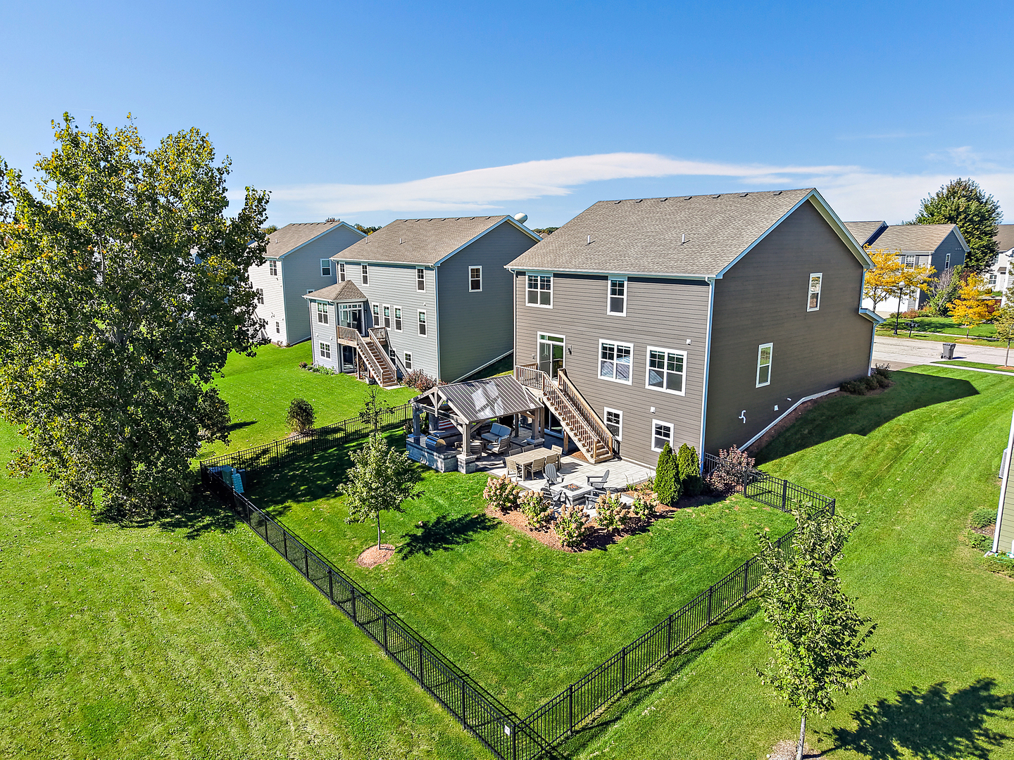 main property photo 43