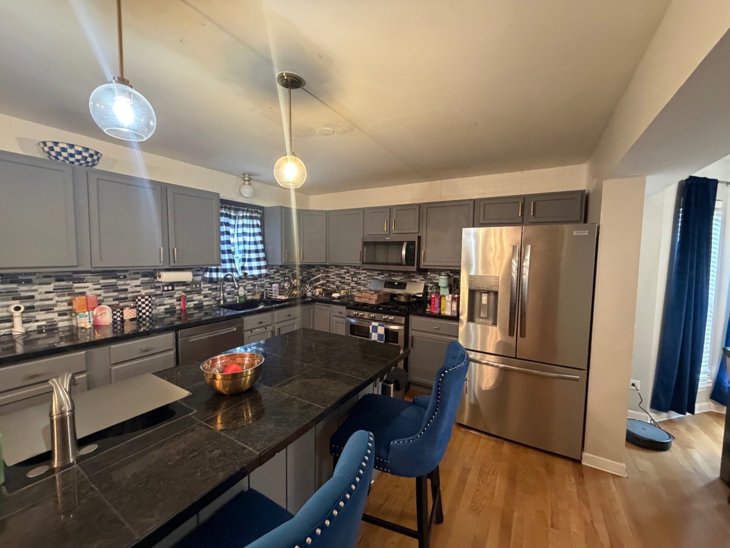 main property photo 6